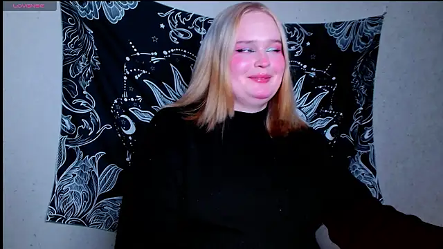 Snapshot of rozzhaos8 chatting on 01/31/26, 11:58 rozzhaos8 online show from 01/31/26, 11:58