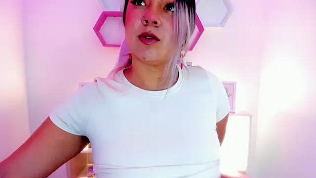 Snapshot of _Ameliie chatting on 01/30/25, 06:54 Ameliie online show from 01/30/25, 06:54