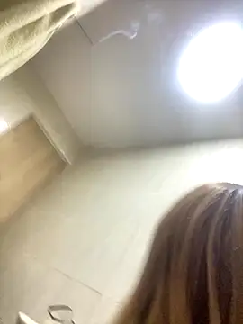 mia foxts online show from 09/29/25, 06:35