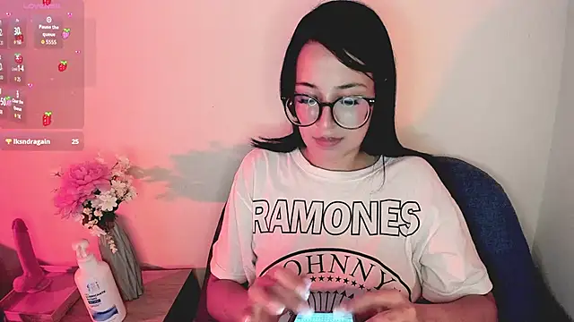 lovely  martina online show from 11/24/25, 11:59