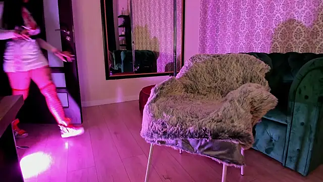 CreamyInkky  online show from 12/11/24, 07:31