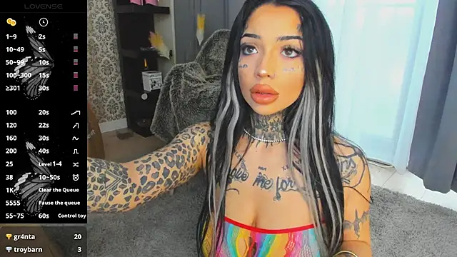 CreamyInkky  online show from 03/07/25, 07:41