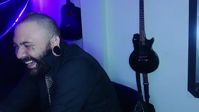 darkclothes online show from 12/24/24, 12:55