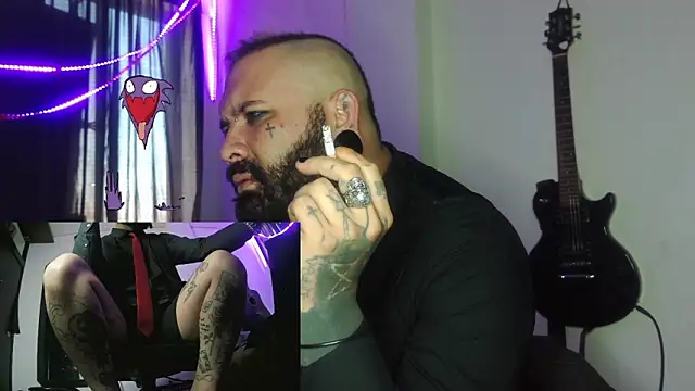 darkclothes online show from 01/01/25, 01:37