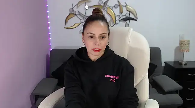 NicoleKitty  online show from 02/16/25, 12:52