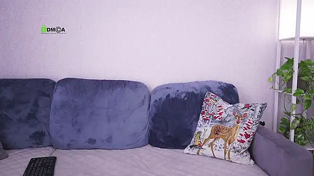 Snapshot of Victoria1Love chatting on 02/23/25, 08:39 Victoria1Love online show from 02/23/25, 08:39