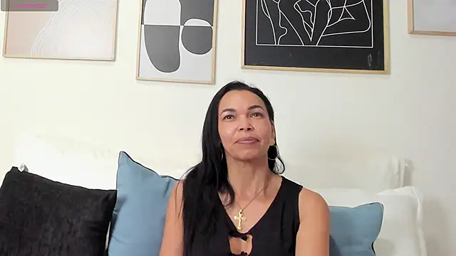 Evawalker  online show from 02/01/25, 05:16