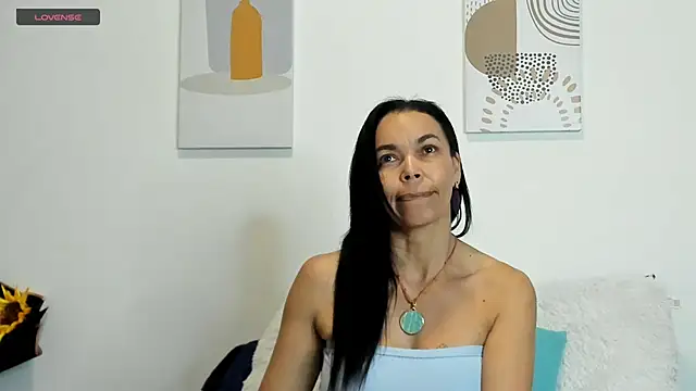 Evawalker  online show from 03/07/25, 04:46