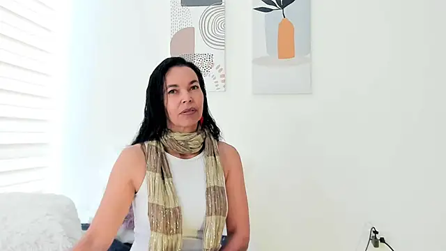 Evawalker  online show from 10/17/25, 06:21