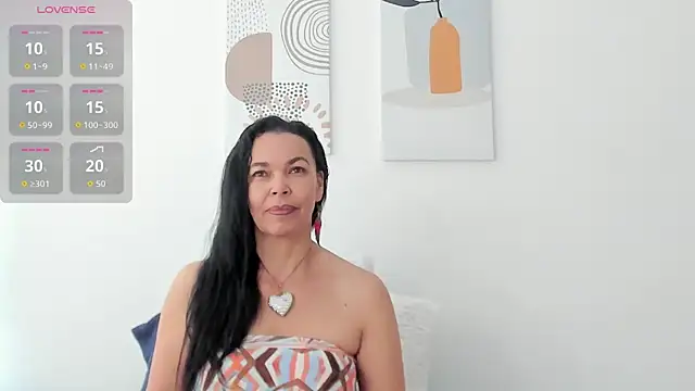 Evawalker  online show from 05/19/26, 02:45