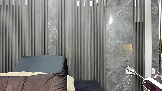 SaraiEvans online show from 09/25/25, 03:21