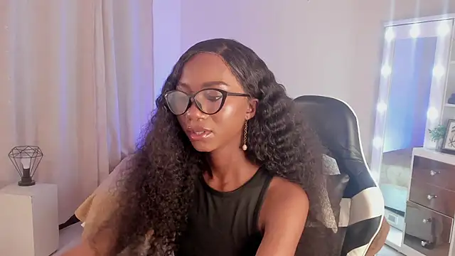 SavannahWildee online show from 01/13/25, 08:48