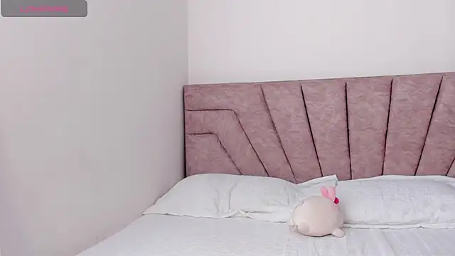 SavannahWildee online show from 11/11/25, 02:39