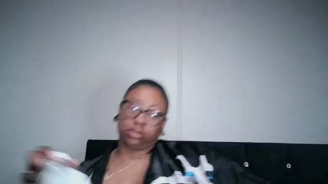 Nyxie Chaos online show from 10/02/25, 02:24