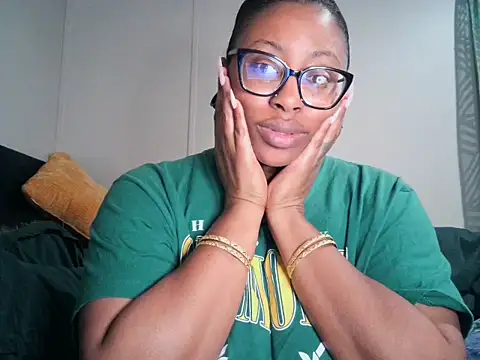 Nyxie Chaos online show from 02/23/26, 04:37