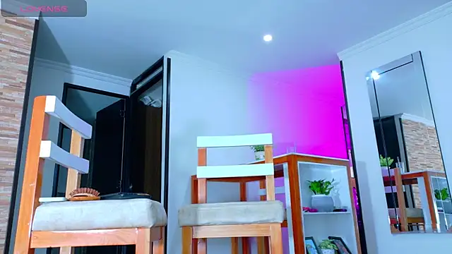 Snapshot of alya_lovecraft02 chatting on 10/29/25, 03:47 alya lovecraft02 online show from 10/29/25, 03:47