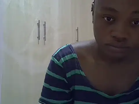 Snapshot of Amanda255 chatting on 01/06/25, 01:42 Amanda255 online show from 01/06/25, 01:42