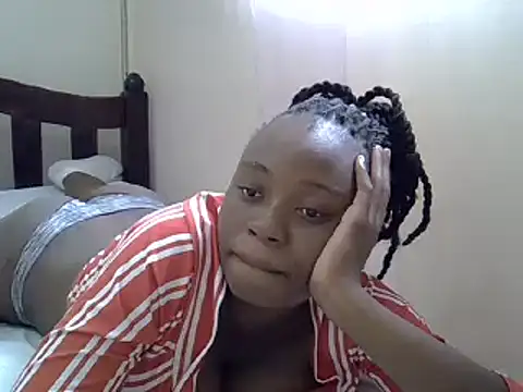 Snapshot of Amanda255 chatting on 01/21/25, 12:39 Amanda255 online show from 01/21/25, 12:39