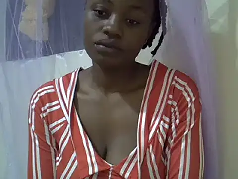 Snapshot of Amanda255 chatting on 01/22/25, 01:42 Amanda255 online show from 01/22/25, 01:42