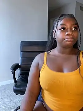 LillShayy online show from 12/23/24, 04:17