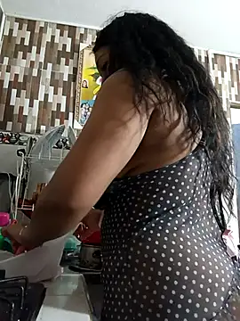 Michelle Brito1 online show from 03/14/25, 01:37