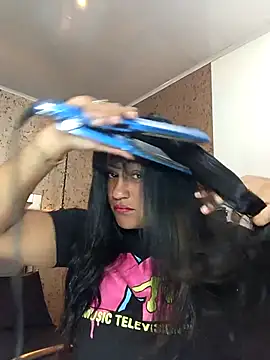 Michelle Brito1 online show from 09/29/25, 08:13