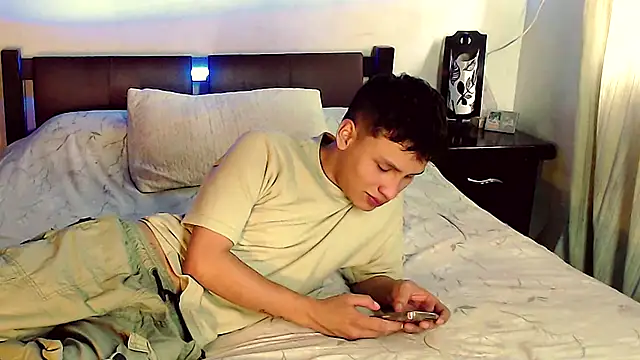 Snapshot of pipeynick chatting on 12/06/24, 09:02 pipeynick online show from 12/06/24, 09:02