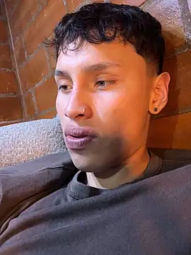 Snapshot of pipeynick chatting on 10/10/25, 01:26 pipeynick online show from 10/10/25, 01:26