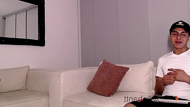 Snapshot of pipeynick chatting on 02/10/26, 01:10 pipeynick online show from 02/10/26, 01:10