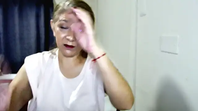 Snapshot of sarethdeivy_ chatting on 06/23/26, 10:41 sarethdeivy online show from 06/23/26, 10:41