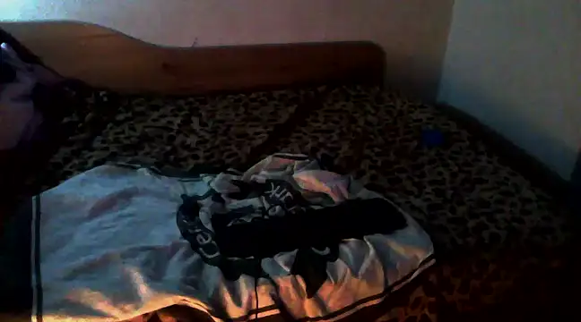 eblata04 online show from 01/05/25, 04:36