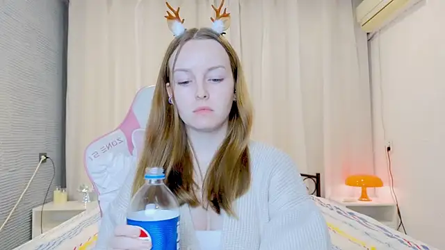 Wild  flowers online show from 10/14/25, 02:29