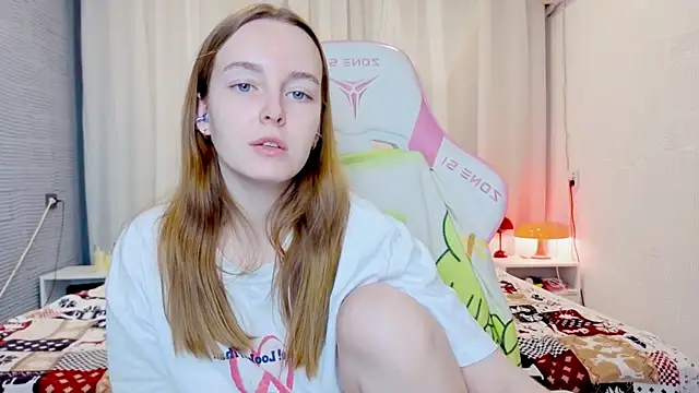 Wild  flowers online show from 12/01/25, 02:33