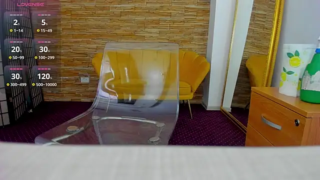 AishaRouhi online show from 10/11/25, 04:12