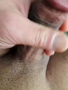 Snapshot of Reeeks69 chatting on 12/27/24, 08:13 Reeeks69 online show from 12/27/24, 08:13