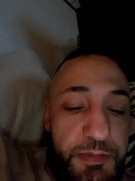 Snapshot of Reeeks69 chatting on 02/23/25, 03:35 Reeeks69 online show from 02/23/25, 03:35