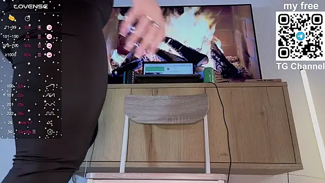 Snapshot of cherry_pie_888 chatting on 02/18/25, 12:49 cherry pie 888 online show from 02/18/25, 12:49