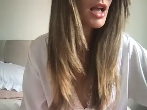 paolajonez online show from 02/27/25, 05:15