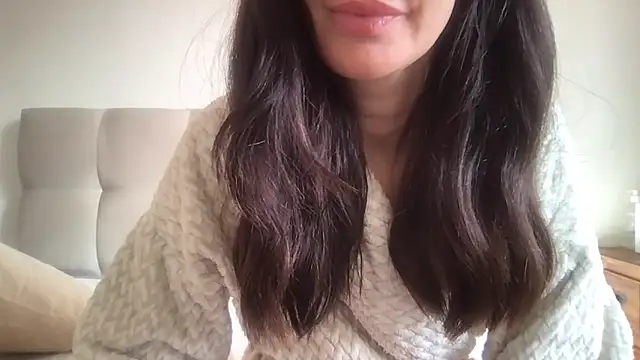 paolajonez online show from 05/24/26, 12:32