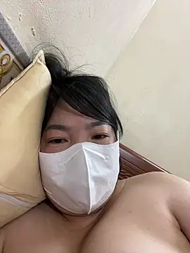 Hachi Sweetbabie  online show from 03/19/26, 10:14