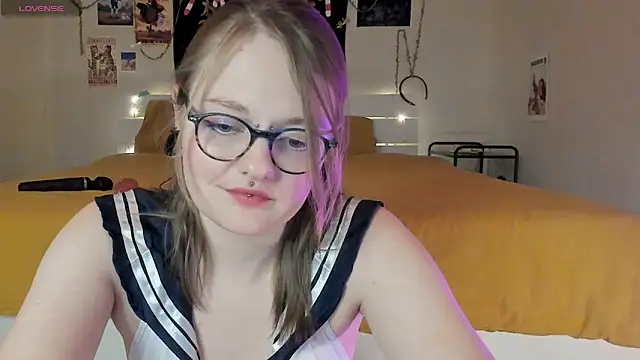 BebKonie online show from 12/22/24, 07:52