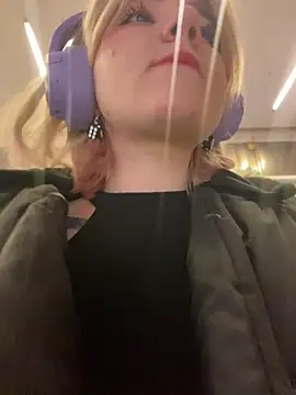 Baby  Naughty online show from 12/16/24, 02:16