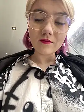 Baby  Naughty online show from 02/13/25, 08:06