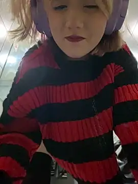 Baby  Naughty online show from 03/19/25, 11:17