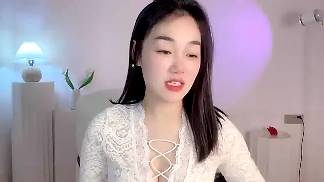 cloud8822 online show from 12/08/24, 05:01