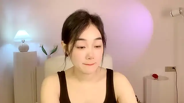 cloud8822 online show from 01/09/25, 05:22