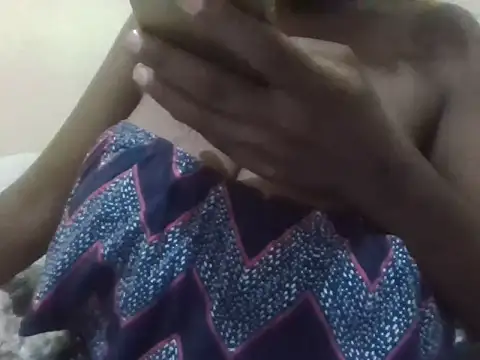 Snapshot of Sexxy_bre chatting on 10/05/25, 11:08 Sexxy bre online show from 10/05/25, 11:08