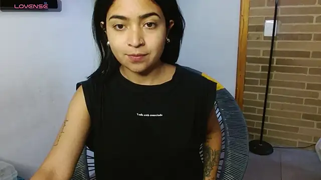 Snapshot of helenacyruss chatting on 11/09/25, 03:10 helenacyruss online show from 11/09/25, 03:10