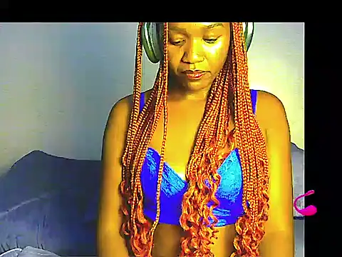 lilylovexx online show from 12/23/25, 04:32