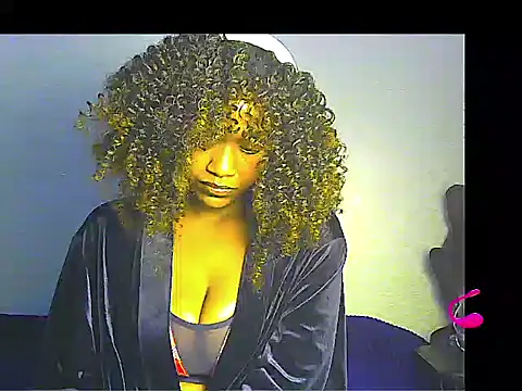 Snapshot of lilylovexx chatting on 03/23/26, 06:56 lilylovexx online show from 03/23/26, 06:56